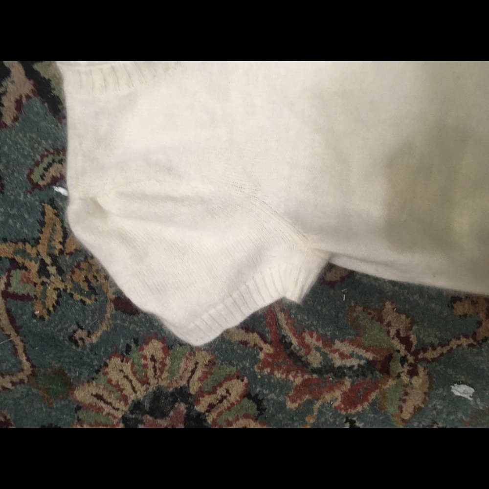 C Wonder Angora sweater‎ - Picture 4 of 6